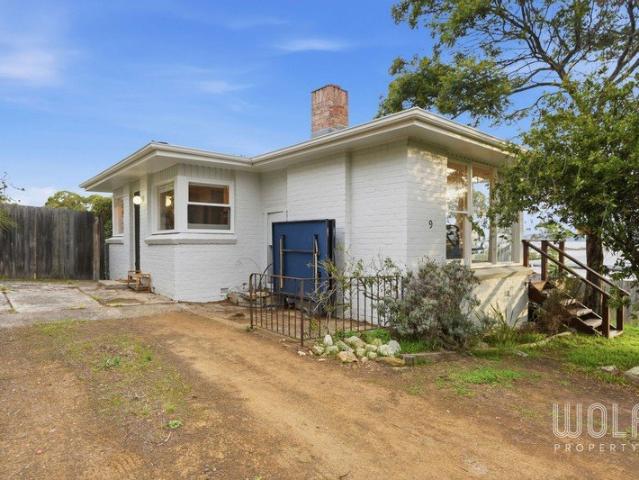 House for rent in Dodges Ferry, Tasmania