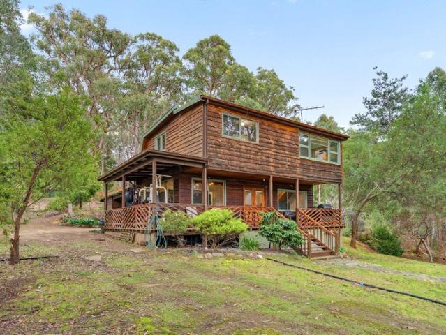 House for sale in Brooks Bay, Tasmania