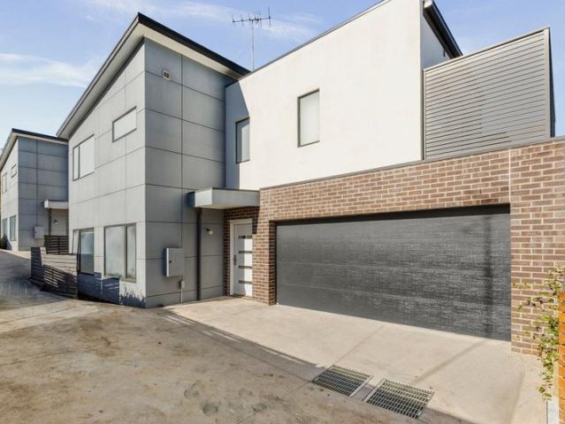 Apartment for sale in Ocean Grove, Victoria