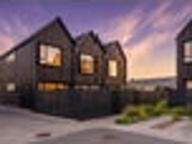 Townhouse for sale in Days Bay, Wellington