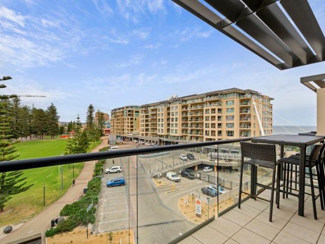 Townhouse for sale in Glenelg, Adelaide