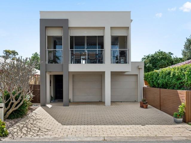 House for sale in Port Noarlunga South, Adelaide