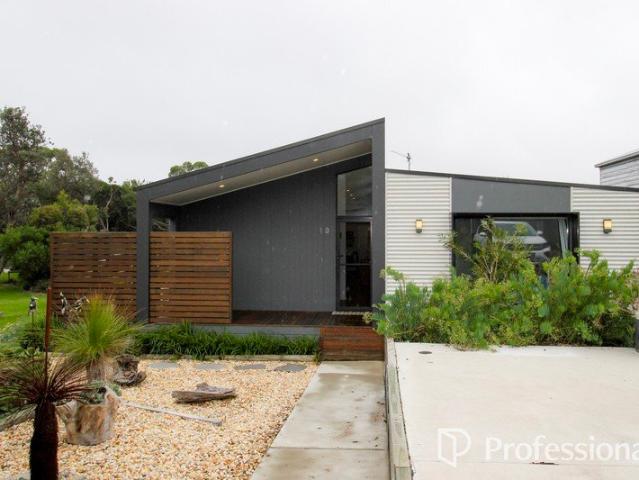 House for sale in Loch Sport, Victoria