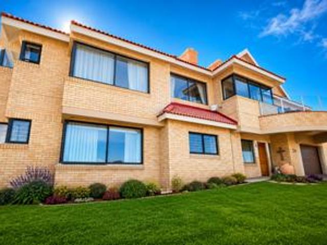 House for sale in Glentana, Western Cape