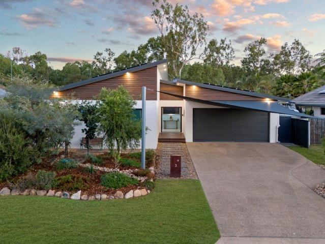 House for sale in Bushland Beach, Queensland