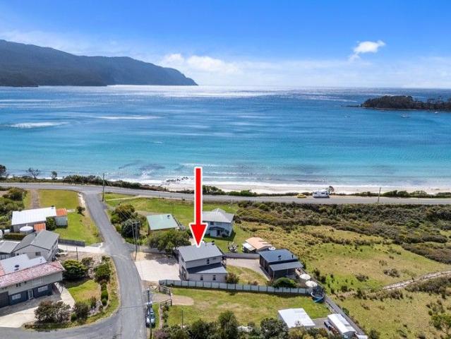 House for sale in Eaglehawk Neck, Tasmania