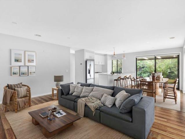 Townhouse for rent in St Leonards, Victoria
