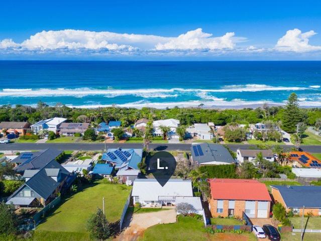 House for sale in Lake Cathie, New South Wales