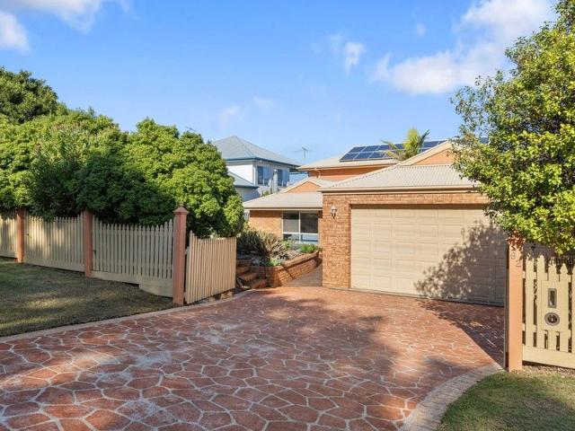 House for sale in San Remo, Victoria