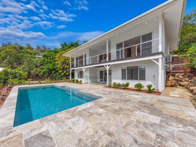 House for sale in Mandalay, Airlie Beach