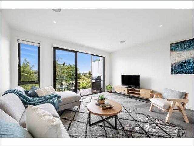 Townhouse for rent in Torquay, Victoria