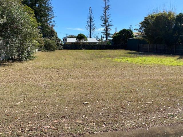 Land for sale in Elliott Heads, Queensland