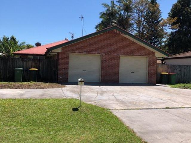 Duplex for rent in Pacific Paradise, Sunshine Coast Regional