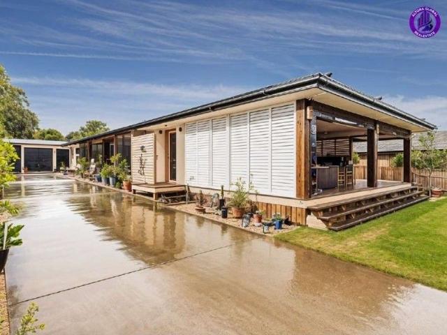 House for sale in Beachmere, Queensland