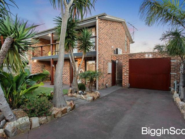 Townhouse for rent in Camerons Creek, Victoria