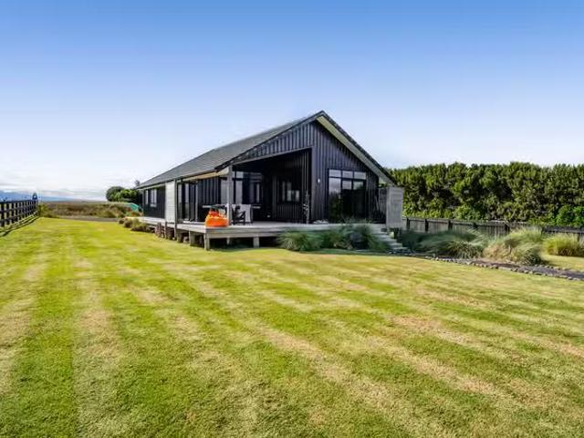 House for sale in Taranaki