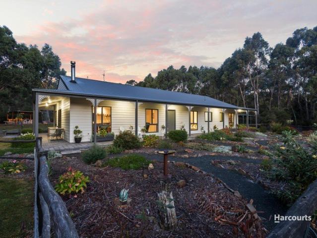 House for sale in Brooks Bay, Tasmania