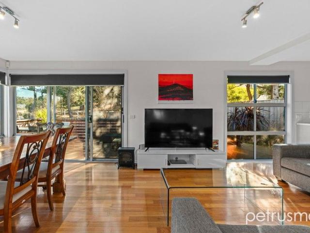 Townhouse for sale in Kingston, Tasmania