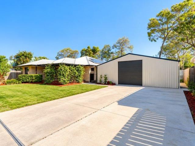 House for sale in Beachmere, Greater Brisbane
