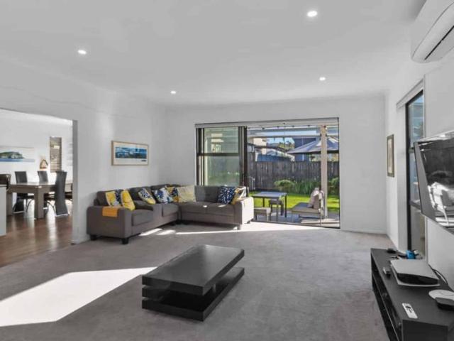 House for rent in Whangaparaoa, Oroua County