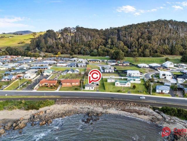 House for sale in Sulphur Creek, Tasmania