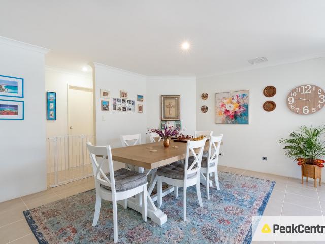 House for rent in Secret Harbour