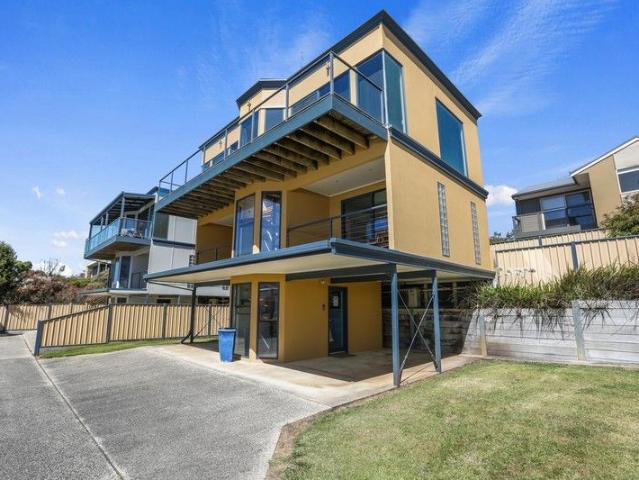 House for sale in Apollo Bay, Victoria