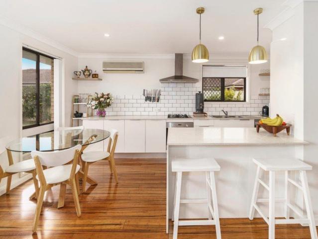 Villa for sale in Ettalong Beach, Gosford