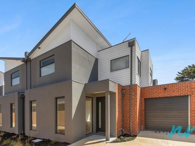 Townhouse for sale in St Leonards, Victoria