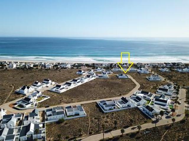 House for sale in Stompneusbaai, Saldanha Bay Local Municipality