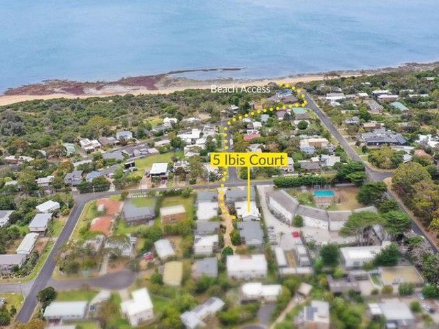 House for sale in Cowes, Victoria