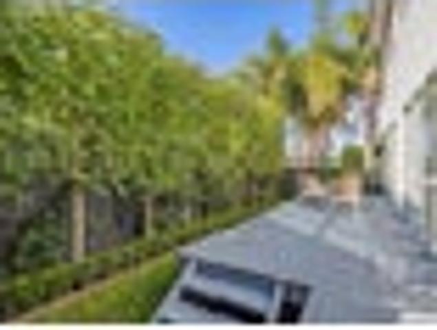 House for sale in Point England, Oroua County