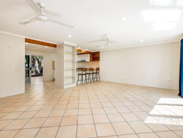 House for rent in Kewarra Beach