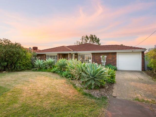 House for rent in Safety Bay, Western Australia