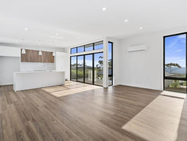 Townhouse for rent in Bicheno, Tasmania