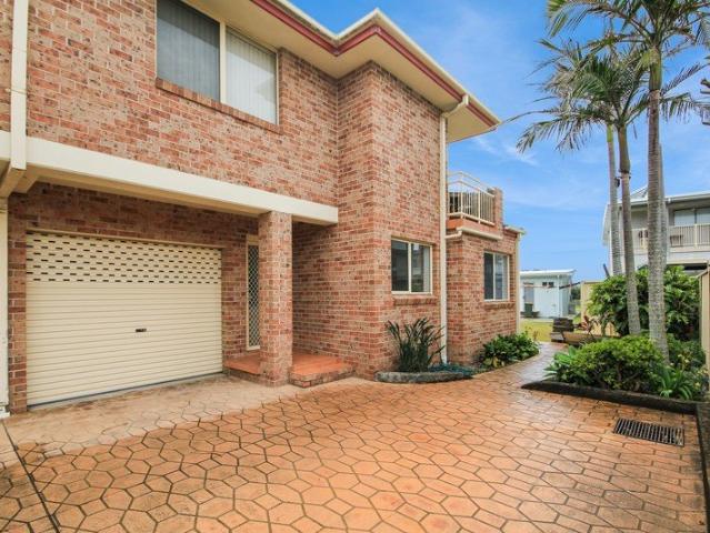 Apartment for rent in Lake Cathie, Port Macquarie-Hastings Council