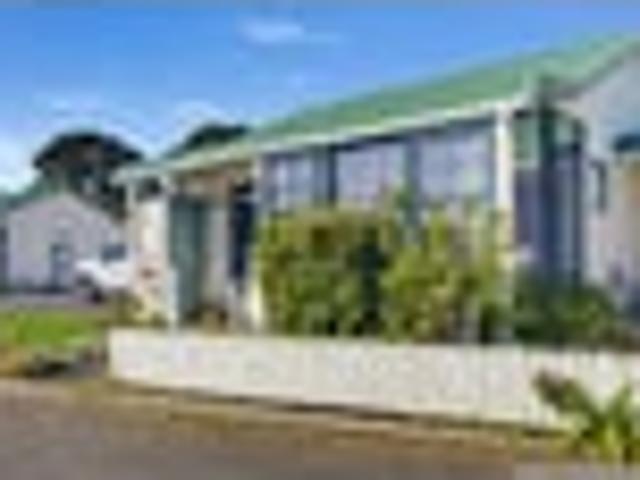 Apartment for sale in Hillsborough, Taranaki