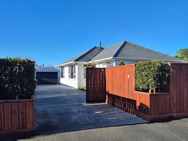 House for rent in Chaslands, Canterbury