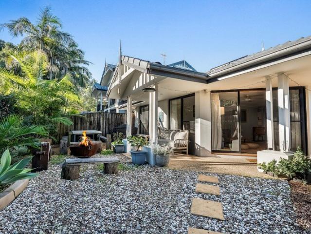 Townhouse for sale in Suffolk Park, New South Wales