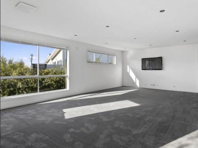 Townhouse for rent in Hobart, Tasmania