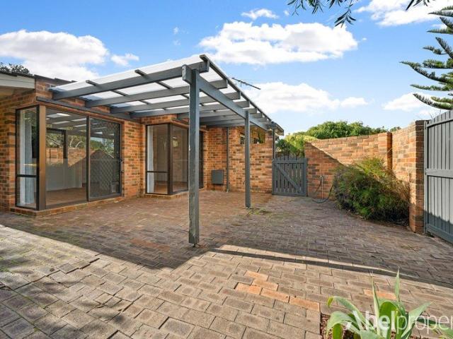 Villa for rent in Stirling, Western Australia