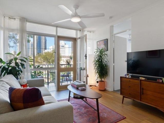 Apartment for sale in Gold Coast, Gold Coast Urban