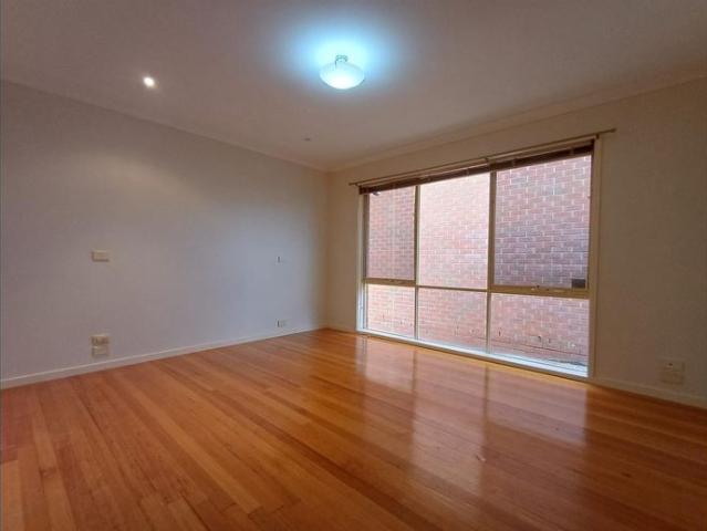 Townhouse for rent in Camerons Creek, Victoria