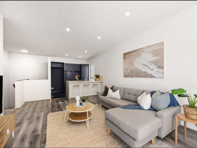 Townhouse for rent in Torquay, Victoria