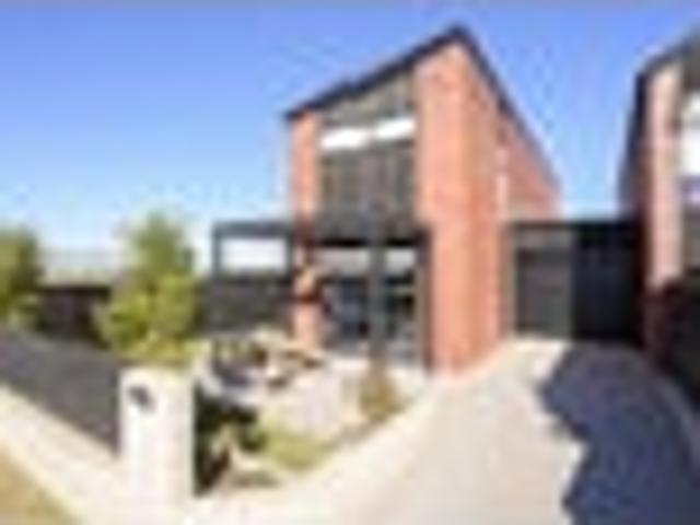 Townhouse for sale in Bay Of Plenty