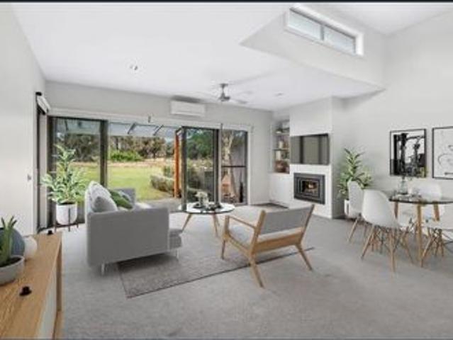 House for rent in Connewarre, Victoria