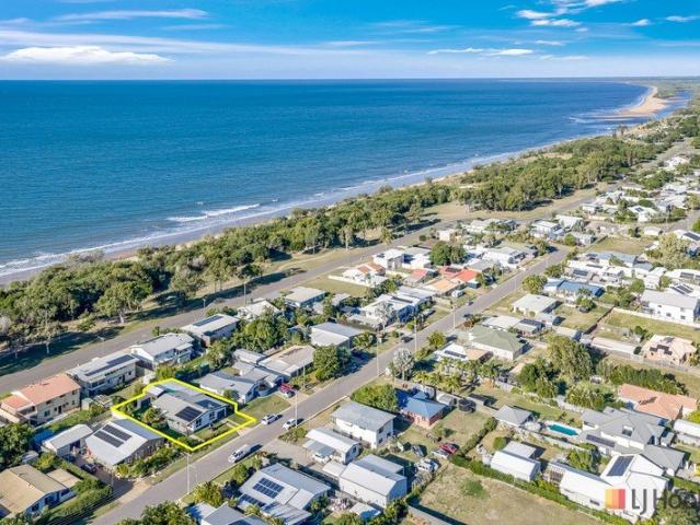 House for sale in Moore Park Beach, Queensland