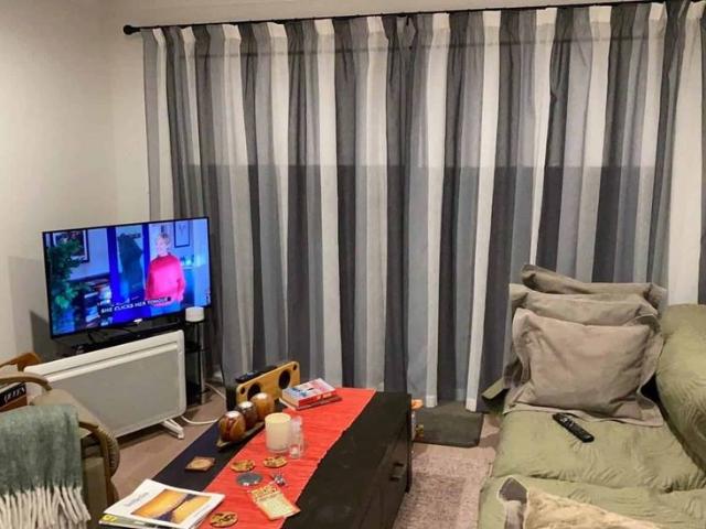 Townhouse for rent in Point England, Oroua County