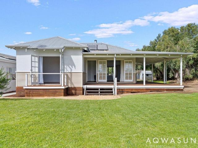 Cottage for sale in Port Kennedy, Western Australia