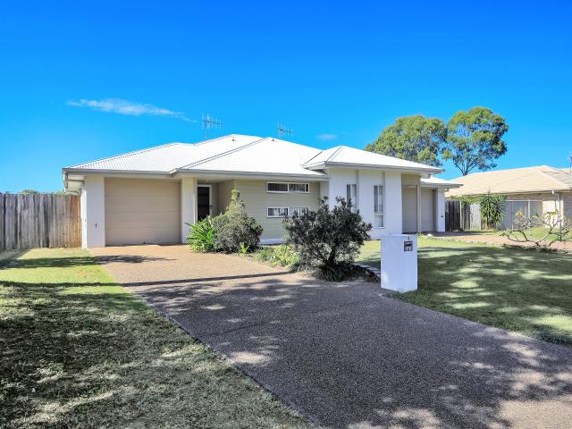Duplex for sale in Moore Park Beach, Queensland